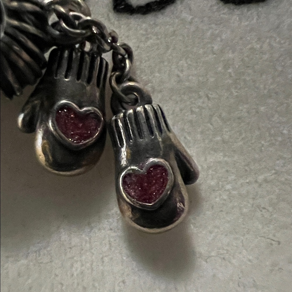 Retired Pandora charm - Picture 4 of 4